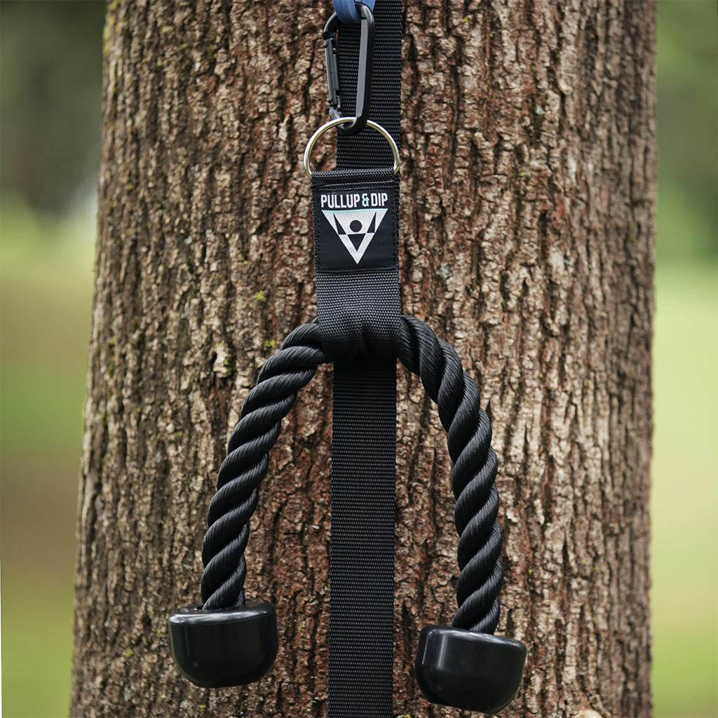 Cuerda de tríceps para entrenar con FREESIXD, en la polea del cable o en la torre de pesas