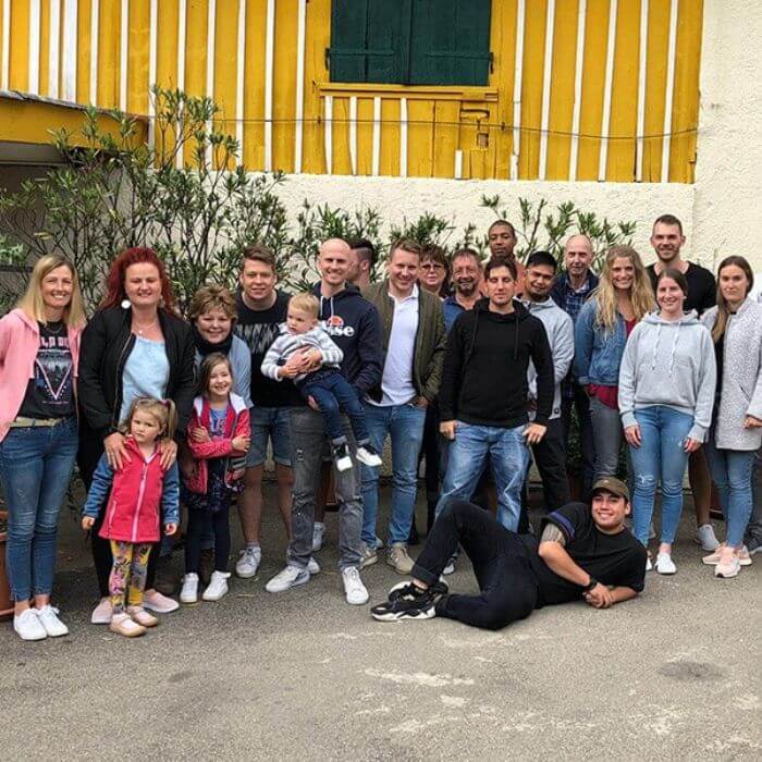 Covid Beginning - El campamento a toda máquina