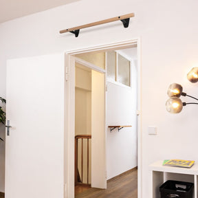 Barra de dominadas de madera para montaje en pared por encima del marco de la puerta
